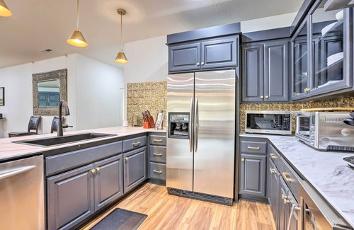 Powell Butte House | Beautiful Ranch Home w/Cascade Mountain View
