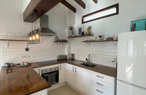 Moravit House | Beautiful, recently renovated, large Town House in Moraira.