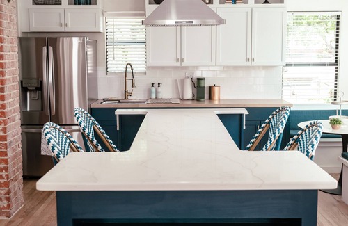 Lincoln Terrace Condo | Beautiful remodeled historical home in safe neighborhood downtown.