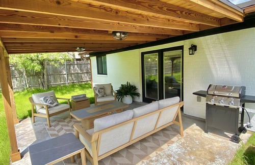 Burleson House | BEAUTIFUL REMODELED WITH HIGH END FURNISHINGS 3 BR/2B HOME IN BURLESON TX!
