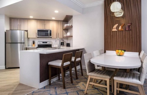 Newport Coast Resort | Beautiful resort with AC in Newport Beach