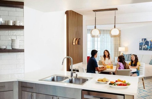 Newport Coast Resort | Beautiful resort with AC in Newport Beach
