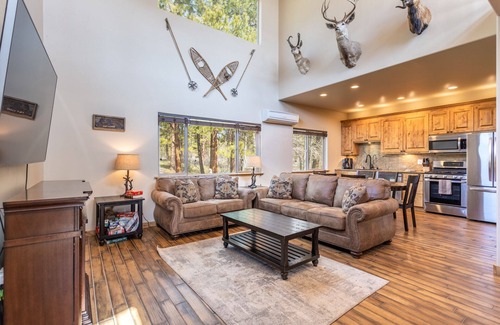 Old Station Cabin | Beautiful retreat on Hat Creek, Fishing, Firepits and BBQ's