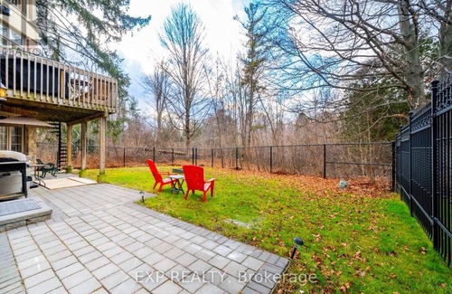 Ajax House | Beautiful Room for Long term stay