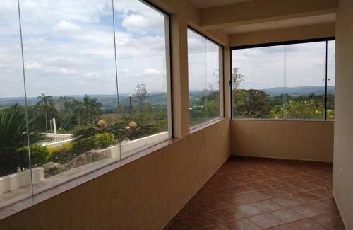 Ibiuna House | Beautiful Site for the Family, Celebrations or Commemorative Dates