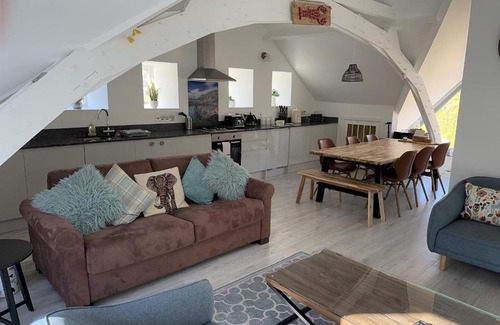 Brixham Apartment | Beautiful, spacious 3 bed Brixham apartment
