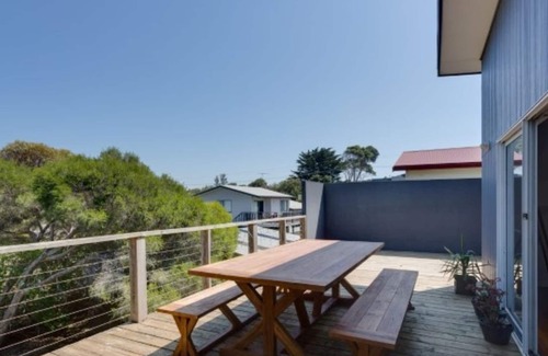 Smiths Beach House | Beautiful spacious home close to the beach.