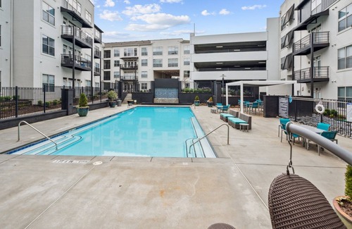 Atlantic Station Area Apartment | BEAUTIFUL STAYS Extravagant & LUXURY living by RedAwning