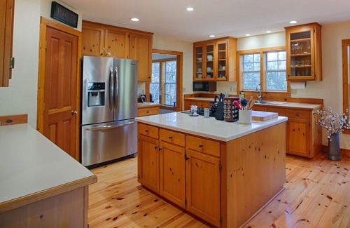Twain Harte Cabin | Beautiful Sugarpine Cabin! Perfect Fall weather for your next get away!