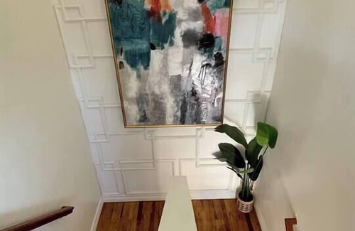 East New York Apartment | Beautiful Suite close to the airport, restaurants and mall