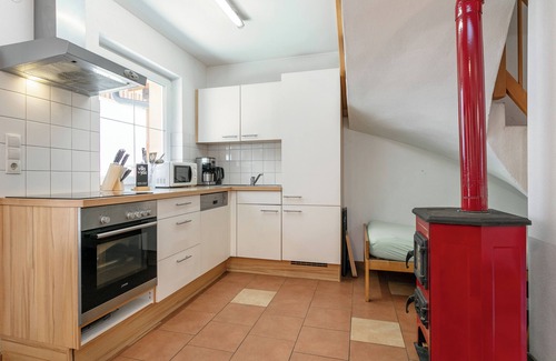 Huben House | Beautiful terraced house for sole occupancy