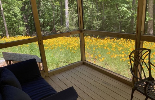 Landrum House | Beautiful Tiny Home on Lovely Horse Farm!! Nature views and seasonal gardens!