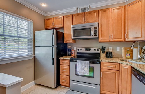 Augusta House | Beautiful Townhouse in a Great Augusta Location!