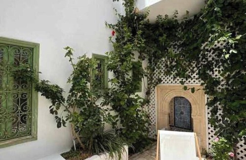 Mahdia Governorate House | Beautiful Traditional House Just across the Sea.