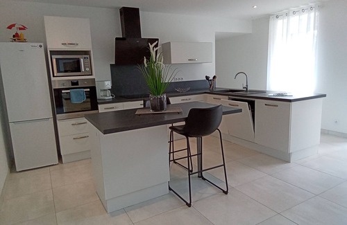Pluherlin House | Beautiful vacation home 2km from ROCHEFORT EN TERRE