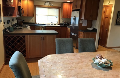 Alki House | Beautiful View Home Alki Beach-West Seattle - 3 bed,3 baths