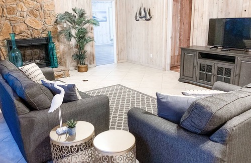 Cedar Lane House | Beautiful views and lots of fun activities!
