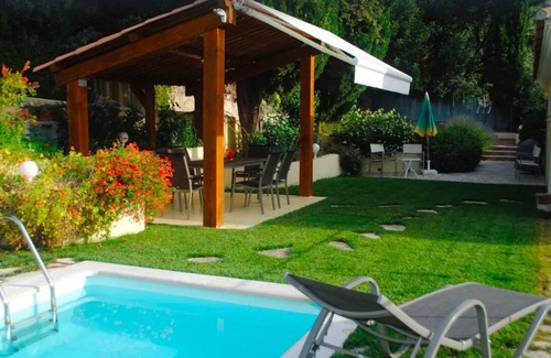 Beaulieu-sur-Mer Villa | Beautiful Villa overlooking the bay with heated pool & A/C short walk to the Sea