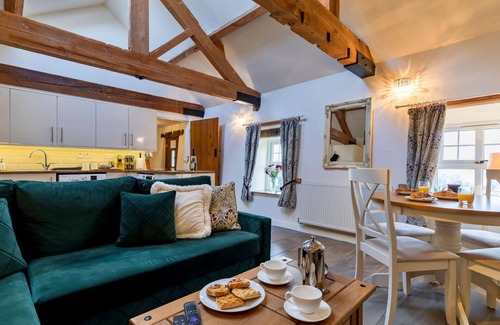 Leek House | Beautiful villa for 2 guests with WIFI