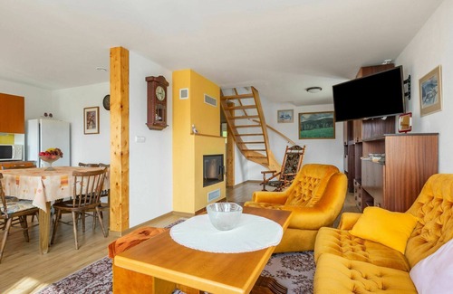 Rokytnice v Orlickych Horach House | Beautiful villa for 6 guests with WIFI, TV, patio and panoramic view