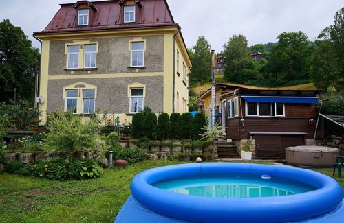 Desna Villa | Beautiful villa for 4 guests with pool, WIFI and TV