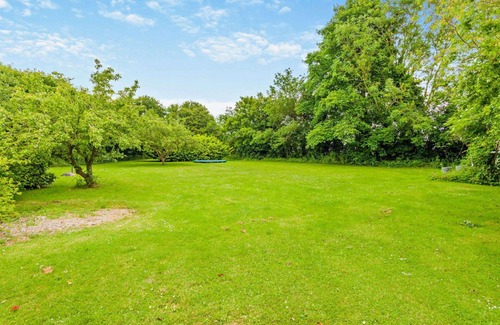 Horseheath House | Beautiful villa for 12 people with WIFI and pets allowed