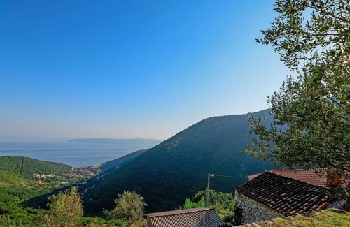 Sucici House | Beautiful villa for 6 guests with A/C, WIFI, TV, terrace, panoramic view and parking