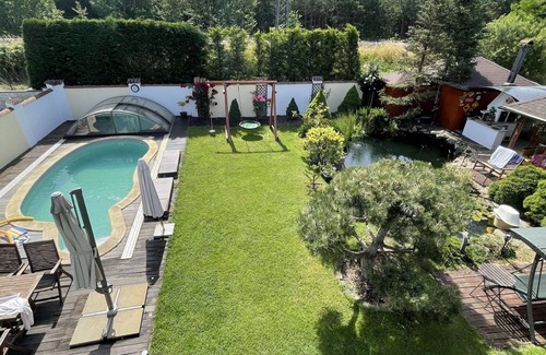 Kolin 2 House | Beautiful villa for 4 guests with WIFI, hot tub, private pool, TV, patio and pets allowed