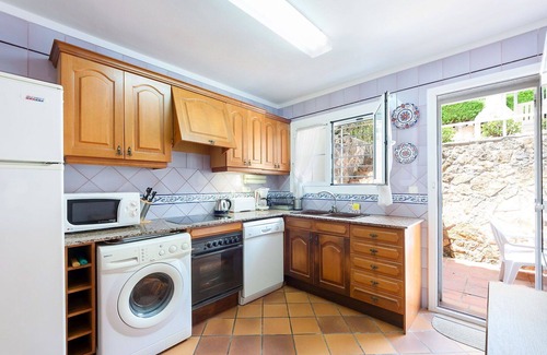 Tossa de Mar House | Beautiful villa for 7 people with pool, WIFI, TV, balcony and parking