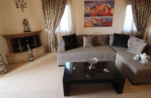 Skaleta Villa | Beautiful Villa III, Pool, BBQ, Bicycles, Gym , table tennis