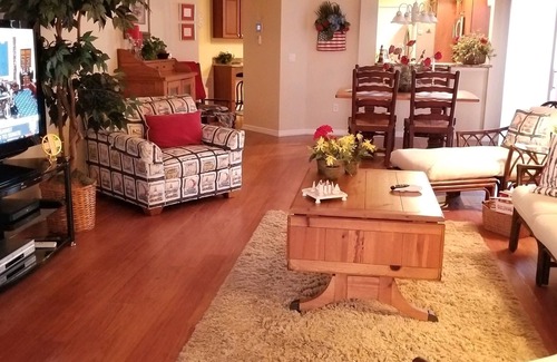 Bonnybrook Villa | Beautiful Villa in the Heart of Florida's Friendliest Active Adult Community