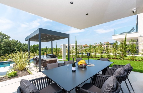 Kukci Villa | Beautiful Villa Parenzo III with pool in Porec