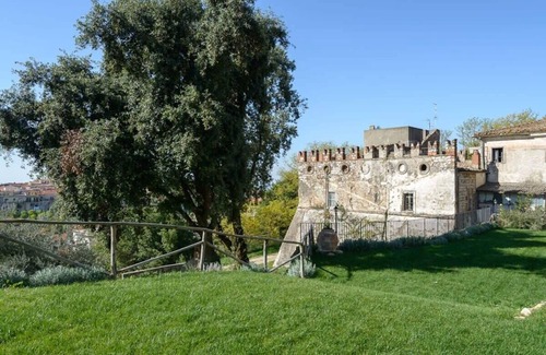Sezze Villa | Beautiful Villa Short Drive to Famous Beaches