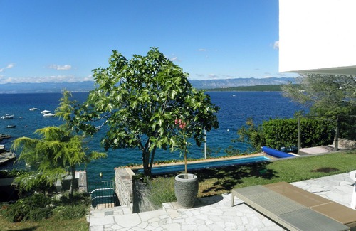 Vantacici Villa | Beautiful "Villa Valica" just few steps from a sand beach.