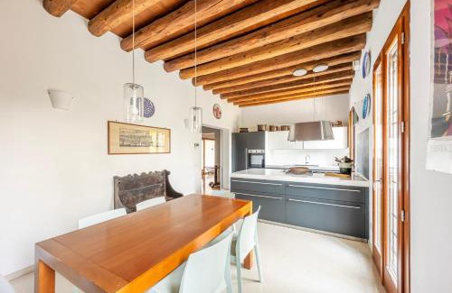 Mirano Apartment | Beautiful Villa With Garden and Private Parking!