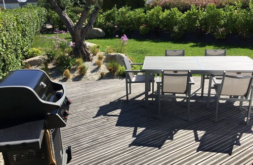 Loctudy Villa | Beautiful villa with landscaped garden in Lodonnec