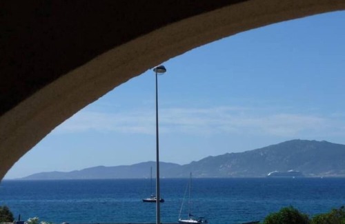 Pietrosella Apartment | Beautiful waterfront apartment, air-conditioned, panoramic sea view, beach 50 m'away