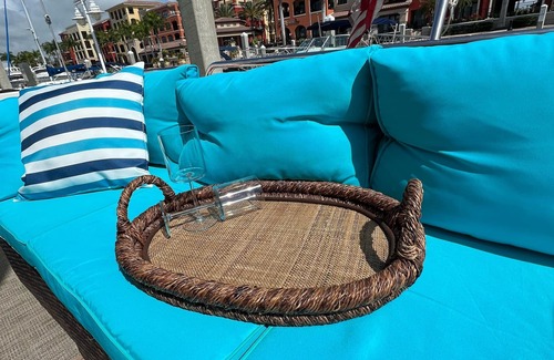 Marco Island Boat Rental | Beautiful yacht living on the water, close to beach and bars & restaurants !