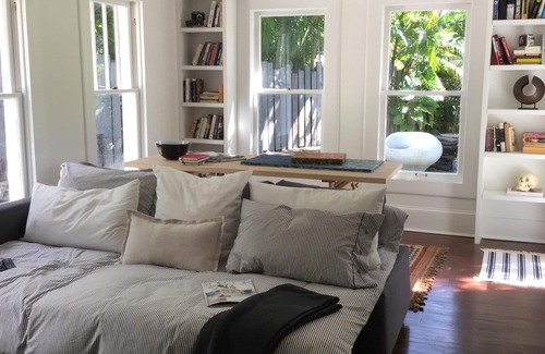Northeast Coconut Grove Cottage | Beautifully Appointed Cottage Nestled In Upscale Grove Neighborhood