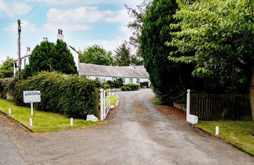Kilmarnock Cottage | Beautifully Converted Mews Cottages Offering Highest Level Of Comfort & Style
