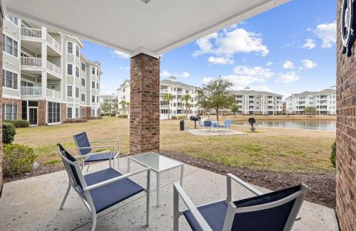 Central Myrtle Beach Apartment | Beautifully Decorated 3 BR,2 Bath Condo, First floor wth Walk in Shower! Located in Golf Community