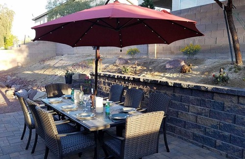 Paradise House | Beautifully decorated everything is new! Spacious single story home.
