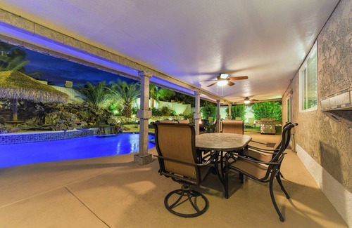 Canyon Gate House | Beautifully Remodeled Luxurious 4 Bed 4 Bath Oasis, Pool, Spa Putting Green