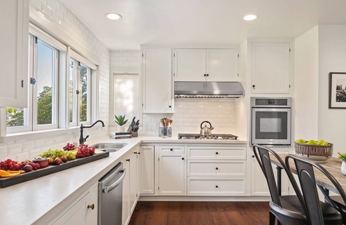 Upper East House | Beautifully renovated Spanish Colonial in Upper East close to downtown & Mission