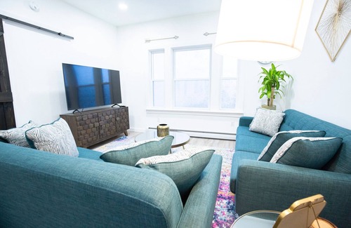 Lewiston Apartment | Beautifully renovated Apt with Mid-Century Modern Flair!