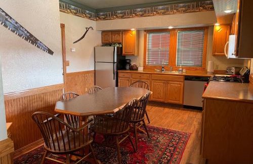 Plain Hotel | Beaver Valley Lodge