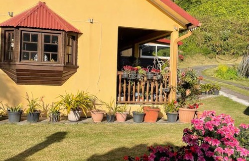 Salazie House | BEC ROZ'