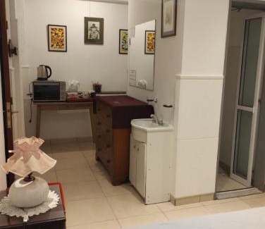 San Salvador de Jujuy House | BED AND BREAKFAST- Alto La Viña- SUITE