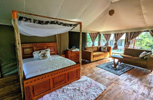 Mikumi Bed & Breakfast | Bed and Breakfast - Double G Safaris & Camp Mikumi