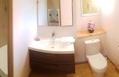 Le Fraysse Bed & Breakfast | Bed and Breakfast 'La Trabiata' with Shared Pool, Shared Garden and Wi-Fi